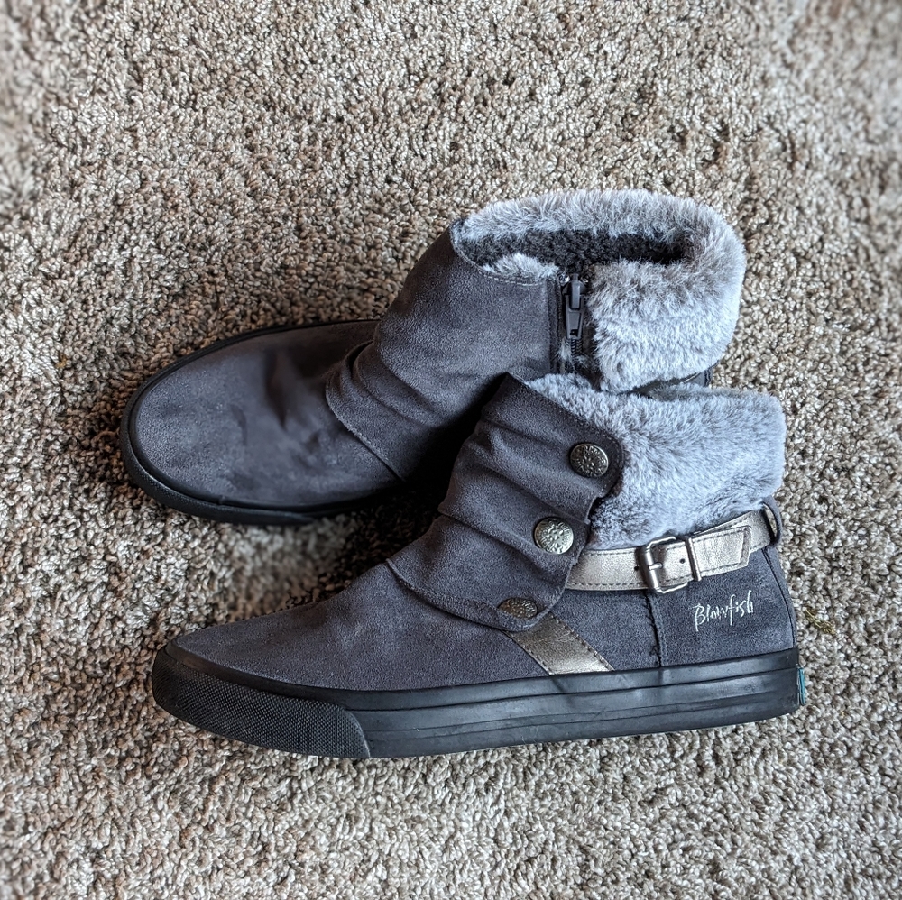 Blowfish Mahokia SHR grey suede high top Women's size 9 (Bin 2)